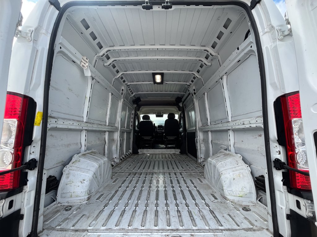 Used 2024 RAM ProMaster 2500 w/ Convenience Group FWD image 26