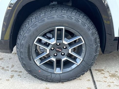 New 2026 GMC Terrain AT4 image 15