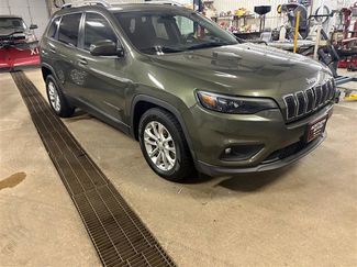Used 2019 Jeep Cherokee Latitude w/ Cold Weather Group video 1