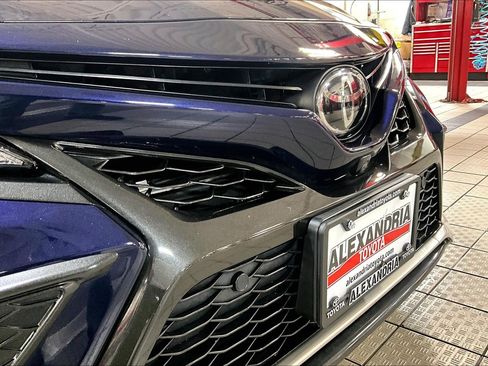 Used 2022 Toyota Camry XSE image 29