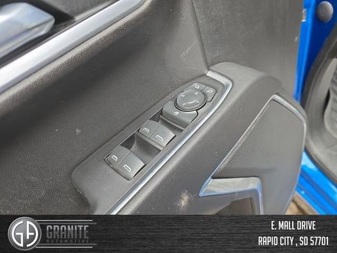 Used 2022 Chevrolet Silverado 1500 LT w/ Z71 Off-Road Package AWD/4WD image 12