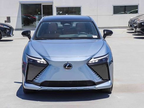 Used 2023 Lexus RZ 450e Premium w/ Cold Area Package AWD/4WD image 2