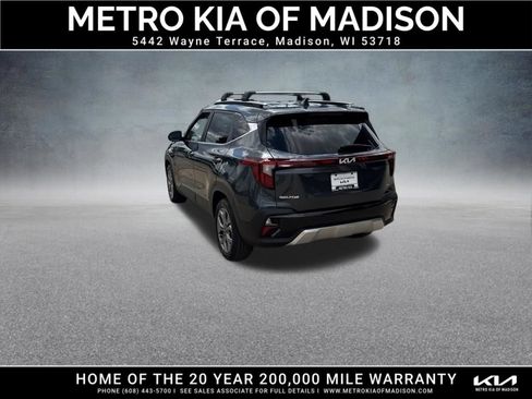 Used 2024 Kia Seltos S AWD/4WD image 4