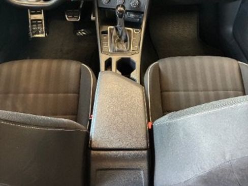 Used 2024 Volkswagen Jetta Sport FWD image 28