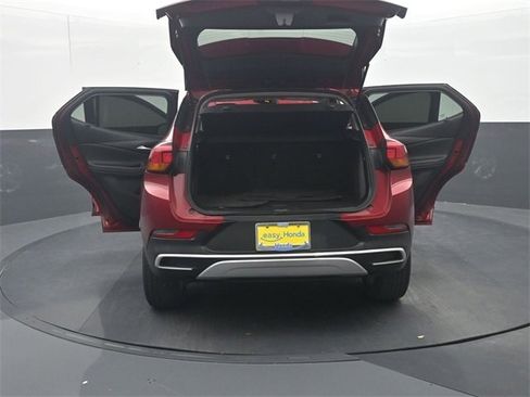 Used 2021 Buick Encore GX Preferred image 40