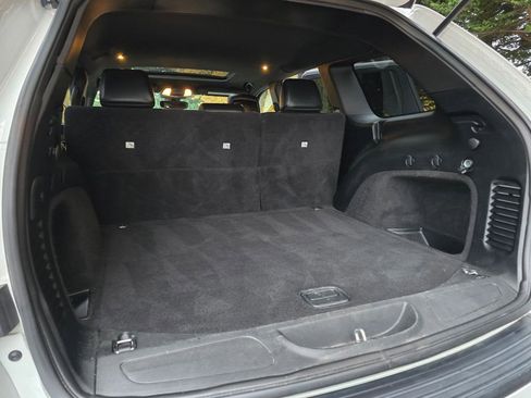 Used 2019 Jeep Grand Cherokee Altitude image 16