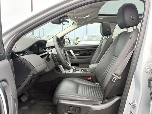 Used 2025 Land Rover Discovery Sport S AWD/4WD image 3