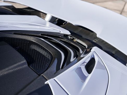 Used 2022 McLaren 720S image 17