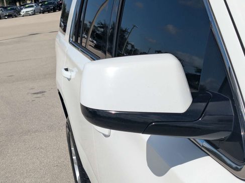 Used 2020 Chevrolet Tahoe LS w/ Enhanced Driver Alert Package RWD image 12