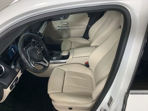Used 2020 Mercedes-Benz GLB 250 image 29