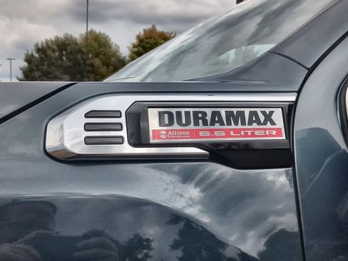 New 2025 GMC Sierra 2500 Denali w/ Denali Reserve Package image 33