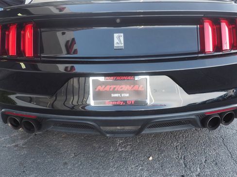 Used 2016 Ford Mustang Shelby GT350 w/ Technology Package image 22