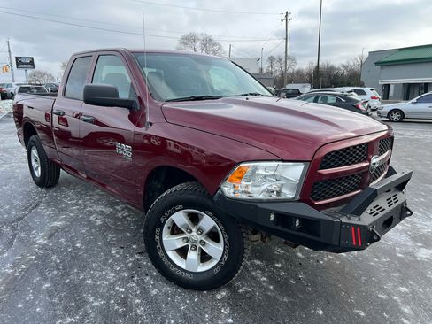 Used 2019 RAM 1500 Express image 32