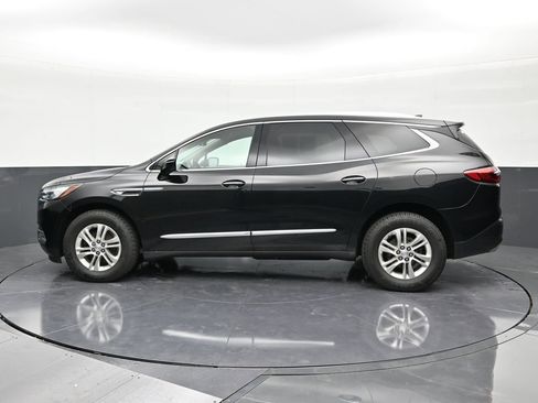 Used 2021 Buick Enclave Essence image 2