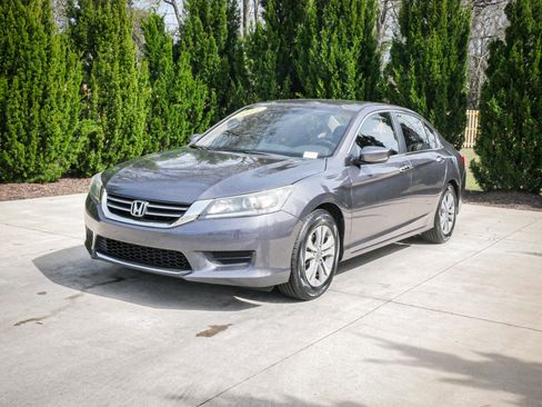 Used 2014 Honda Accord LX image 5