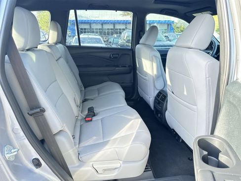 Used 2023 Honda Passport Elite image 16