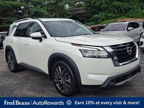 Used 2022 Nissan Pathfinder SL w/ SL Premium Package AWD/4WD image 1
