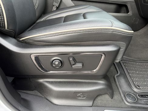 Used 2023 RAM 1500 Limited image 27