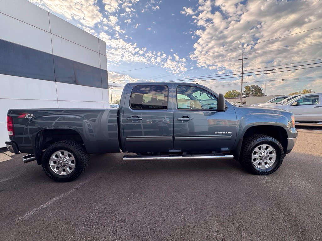 Used 2014 GMC Sierra 2500 SLT w/ SLT Convenience Package AWD/4WD image 4