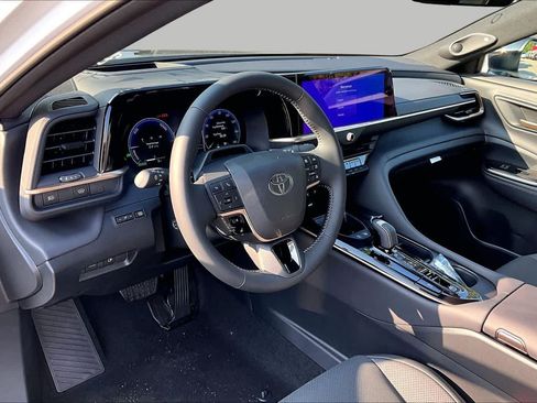 New 2026 Toyota Crown Platinum AWD/4WD image 8