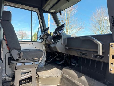 Used 2023 Chevrolet Brightdrop 600 w/ Active Safety Package 2 image 31