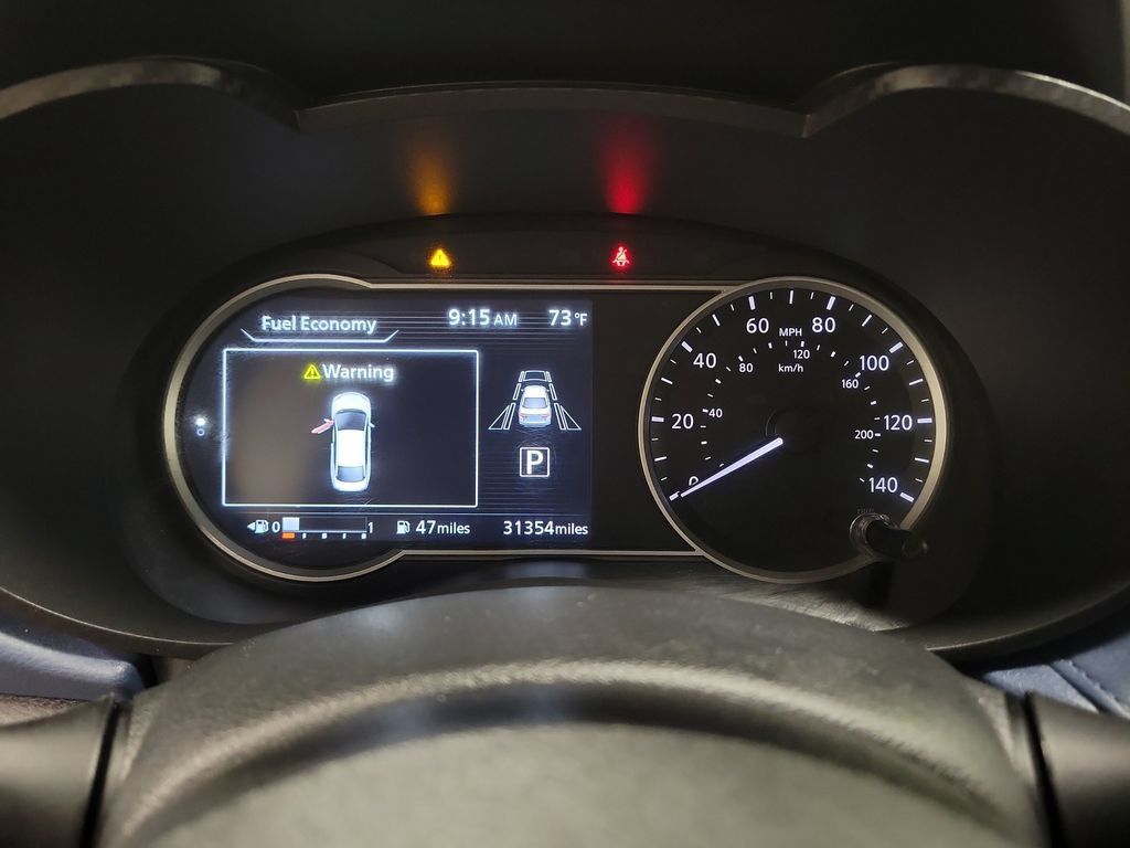 Used 2025 Nissan Versa SV FWD image 22