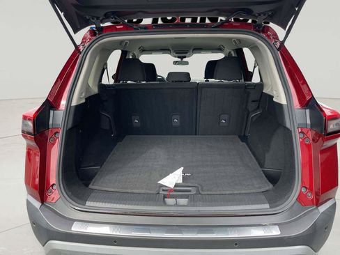 Used 2021 Nissan Rogue SV AWD/4WD image 9