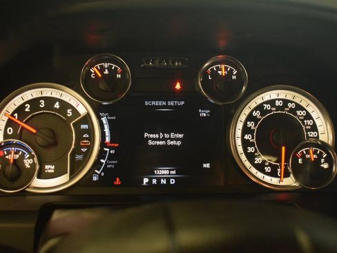 Used 2015 RAM 1500 Big Horn AWD/4WD image 30
