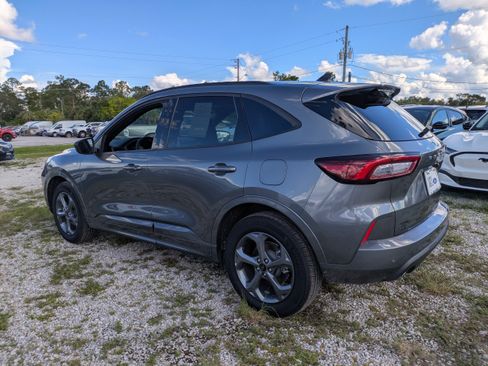 Used 2023 Ford Escape ST-Line w/ Tech Pack #1 AWD/4WD image 6