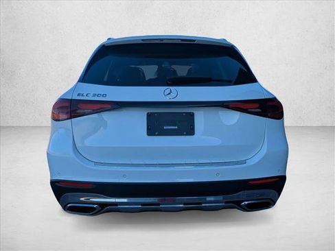 Used 2026 Mercedes-Benz GLC 300 image 6