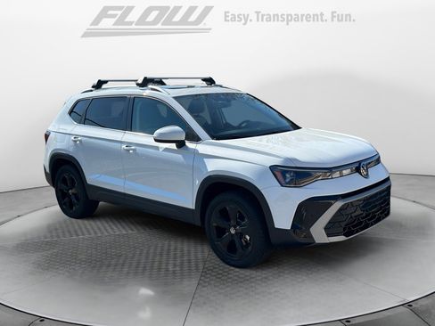 Certified 2025 Volkswagen Taos SEL w/ Black Wheel Plus Package image 1