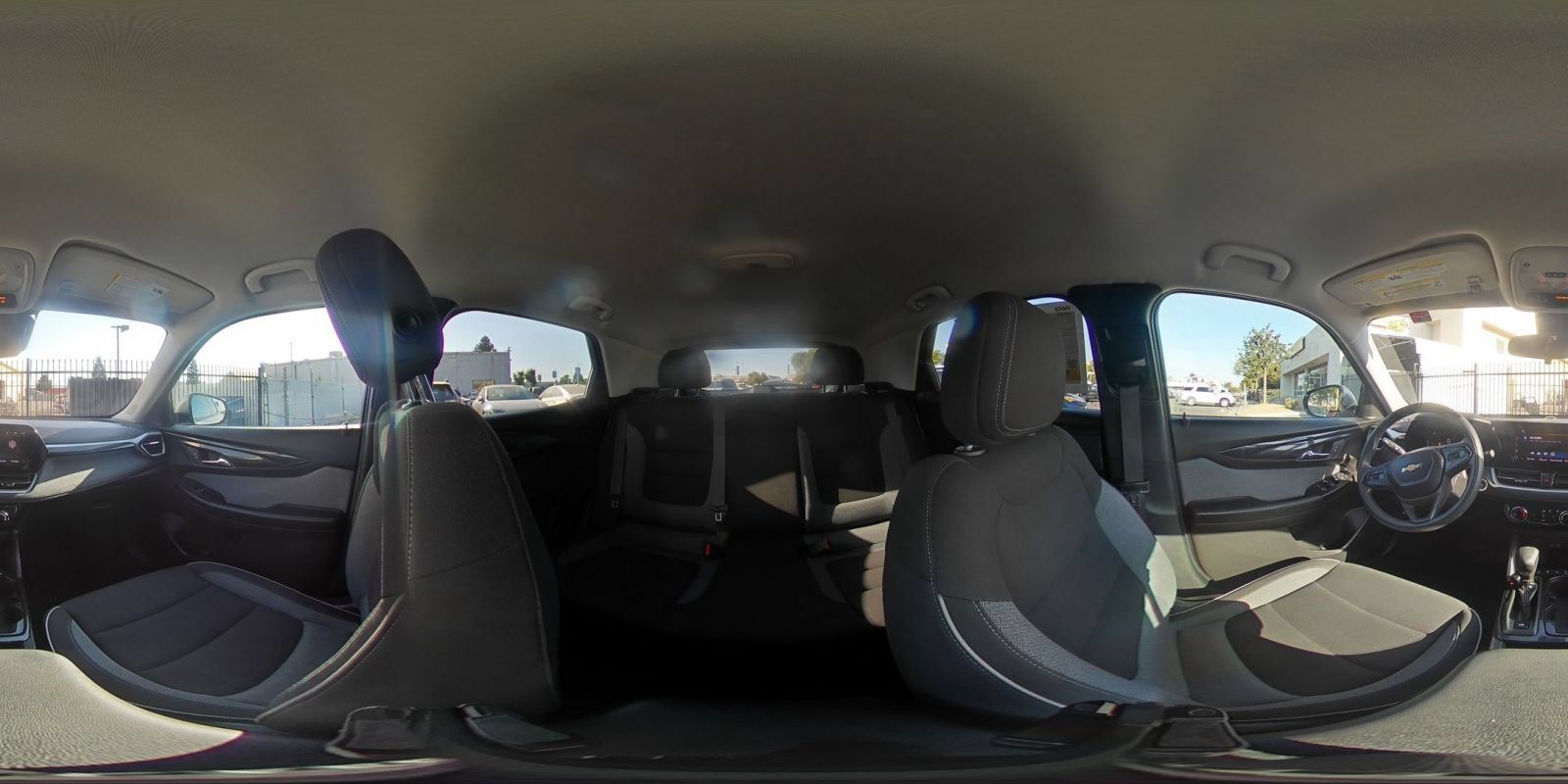Used 2025 Chevrolet TrailBlazer LT FWD image 40