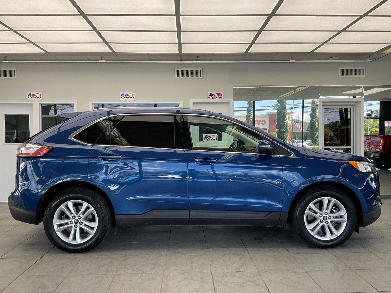 Used 2020 Ford Edge SEL w/ Cold Weather Package AWD/4WD image 4