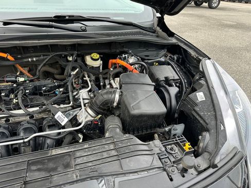 Used 2021 Ford Escape SEL w/ Technology Package image 21