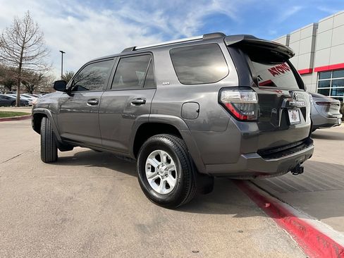 Used 2021 Toyota 4Runner SR5 image 8