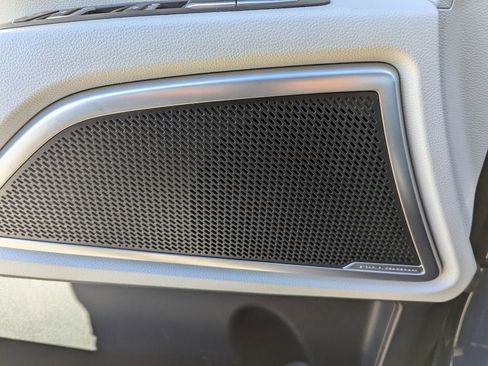 Certified 2024 Kia Telluride S image 17