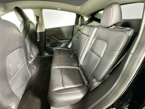 Used 2022 Tesla Model Y Performance AWD/4WD image 22