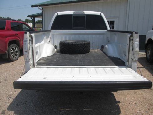 Used 2012 Ford F150 Lariat w/ Lariat Chrome Pkg AWD/4WD image 9