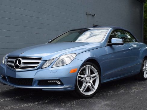 Used 2011 Mercedes-Benz E 350 Cabriolet image 3