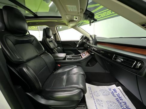Used 2020 Lincoln Aviator Reserve w/ Equipment Group 201A AWD/4WD image 30