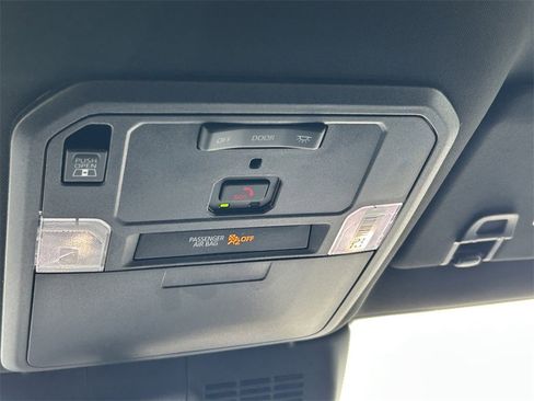 Used 2025 Toyota Tacoma SR5 image 19