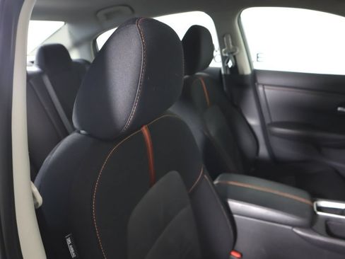 Used 2023 Nissan Sentra SR FWD image 25