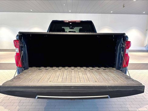 Used 2021 Chevrolet Silverado 1500 LT Trail Boss w/ Bed Protection Package AWD/4WD image 32