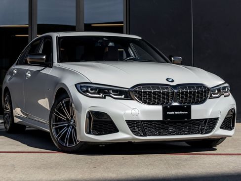 Used 2020 BMW M340i xDrive w/ Premium Package image 2