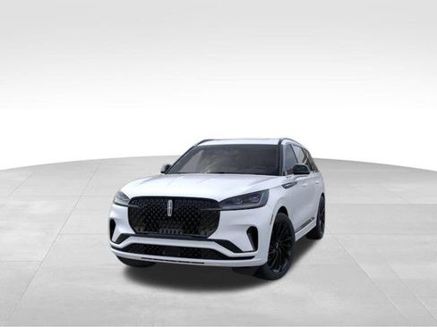 New 2026 Lincoln Aviator Reserve AWD/4WD image 3