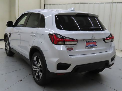 New 2025 Mitsubishi Outlander Sport ES image 5