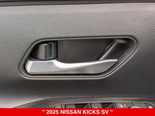 Certified 2025 Nissan Kicks SV AWD/4WD image 12