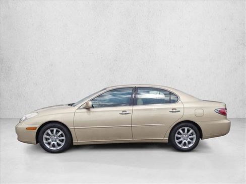 Used 2004 Lexus ES 330 w/ Premium Pkg FWD image 23