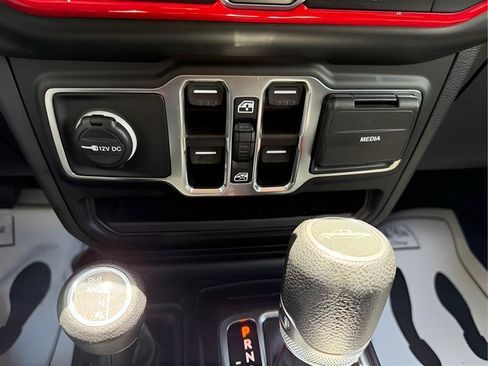 Used 2021 Jeep Gladiator Sport w/ Quick Order Package 24Q 80Th AWD/4WD image 47