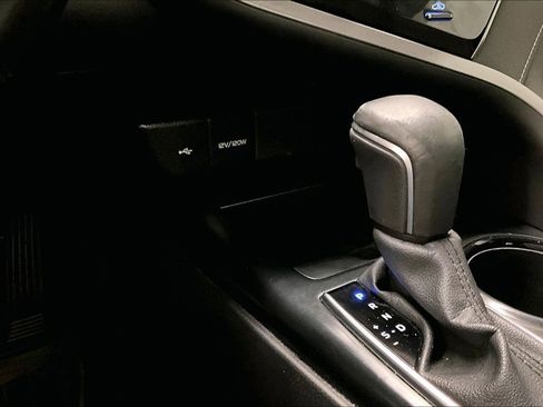 Used 2020 Toyota Camry SE w/ Audio Package image 16